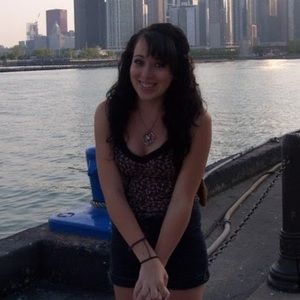 Meet your Posher, Alyssa